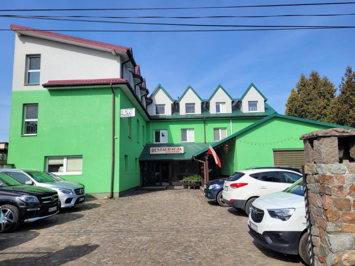 Albert Turystyczne Uslugi Hotelarskie Варшава Екстер'єр фото